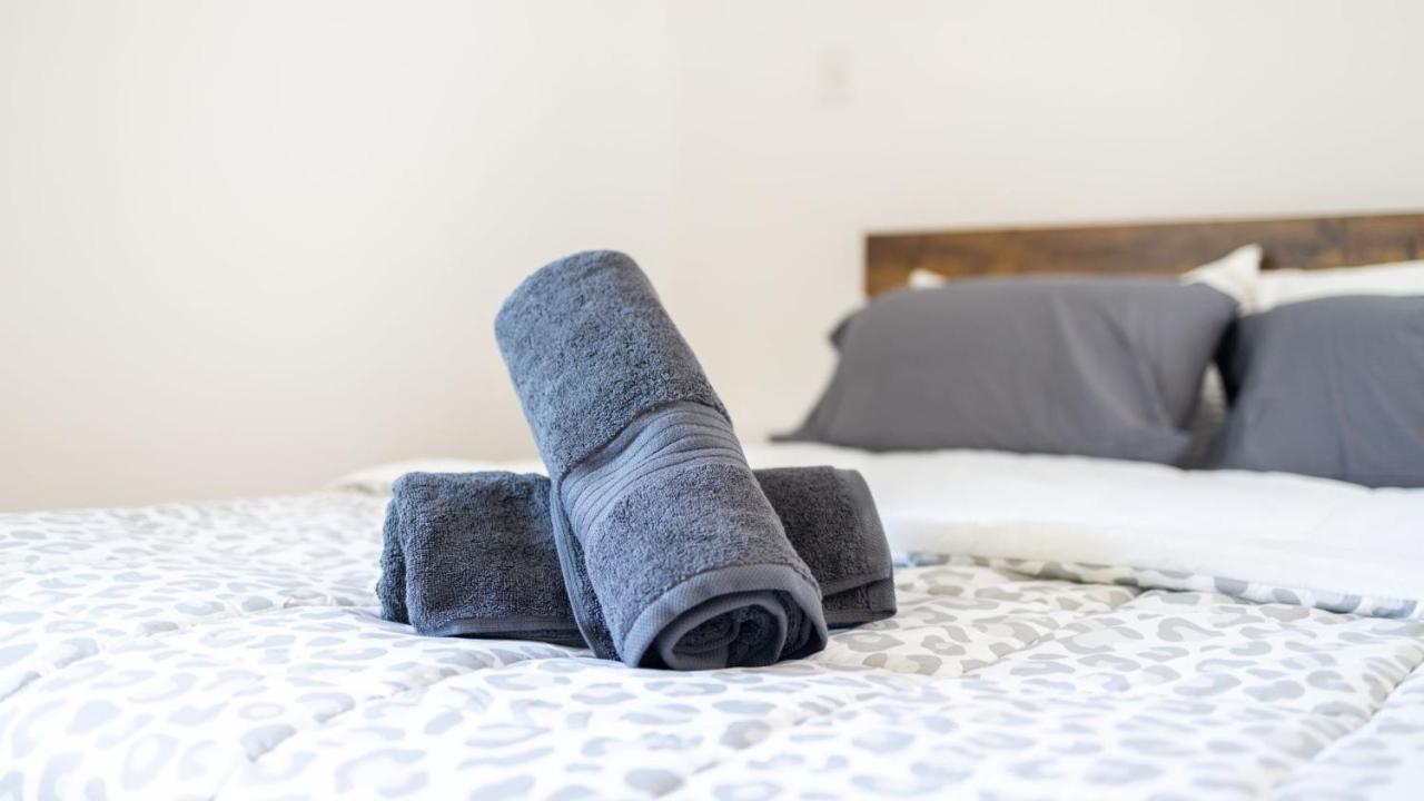 Lovely 3-br In Queens, Near Rockaway Appartement